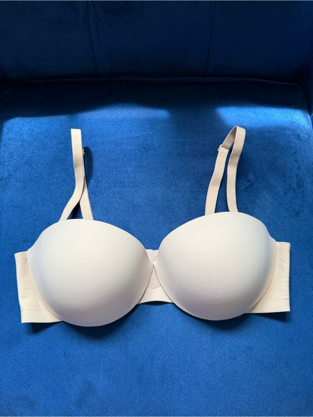 Maidenform | Convertible Bra in Light Nude | 38B